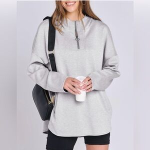 Gray oversized modern sporty chic simple travel hoodie 1/4 zipper pockets NWT M